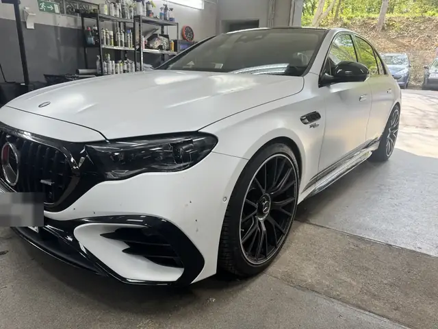 Mercedes-AMG in der Werkstatt von E&O Autoservice